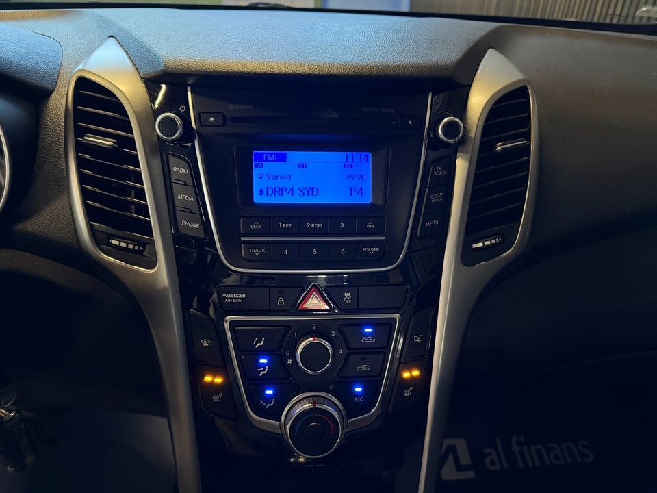 Hyundai i30 1,6 CRDi 110 Comfort Eco 5d
