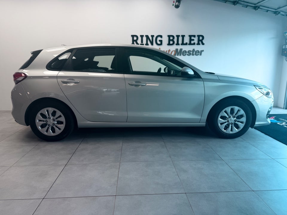 Hyundai i30 1,4 T-GDi Life Komfort DCT 5d