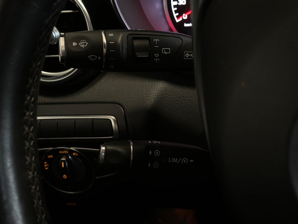 Mercedes C63 4,0 AMG stc. aut. 5d