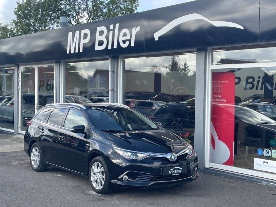 Toyota Auris 1,8 Hybrid H2 Comfort Touring Sports CVT 5d