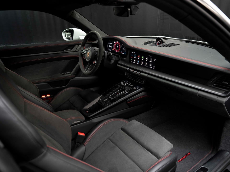 Porsche 911 Carrera 4 GTS 3,6 Coupé PDK 2d
