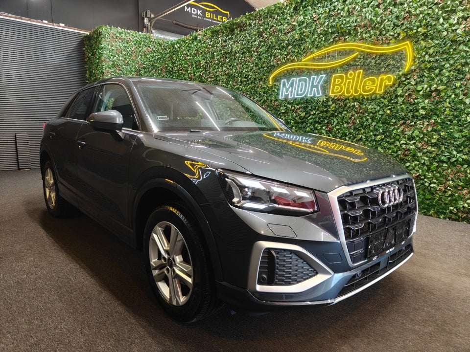 Audi Q2 35 TFSi Prestige S-tr. 5d