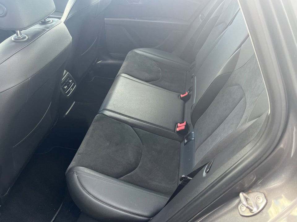 Seat Leon 1,6 TDi 110 Reference 5d