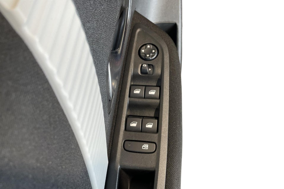 Citroën C4 1,2 PureTech 100 Live 5d