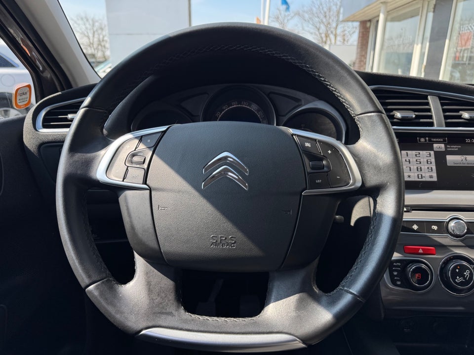 Citroën C4 1,6 BlueHDi 100 Feel Complet 5d