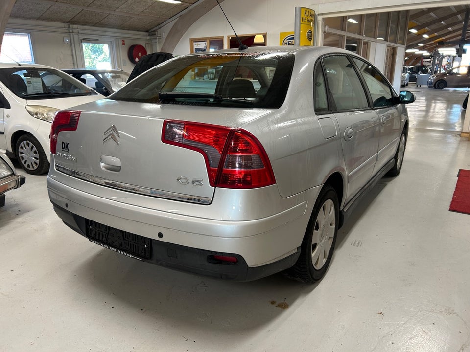 Citroën C5 2,0i 16V Elegance aut. 5d