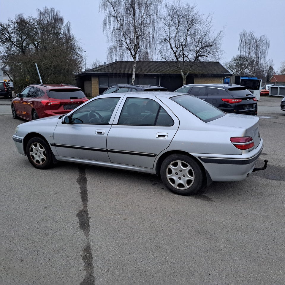 Peugeot 406 2,2 TS4 4d