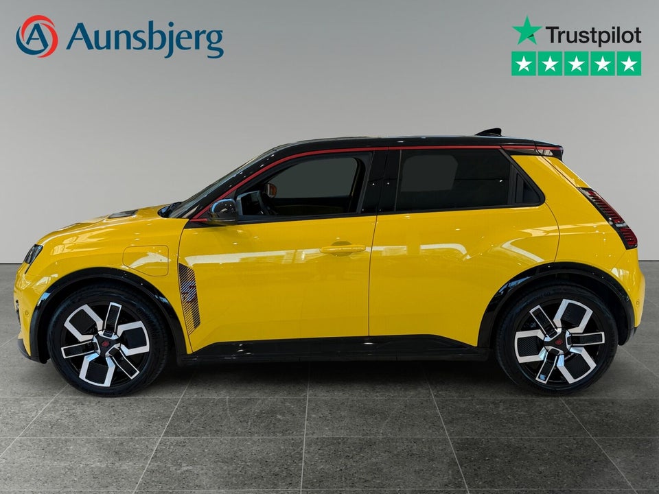 Renault 5 E-Tech 52 Iconic 5d