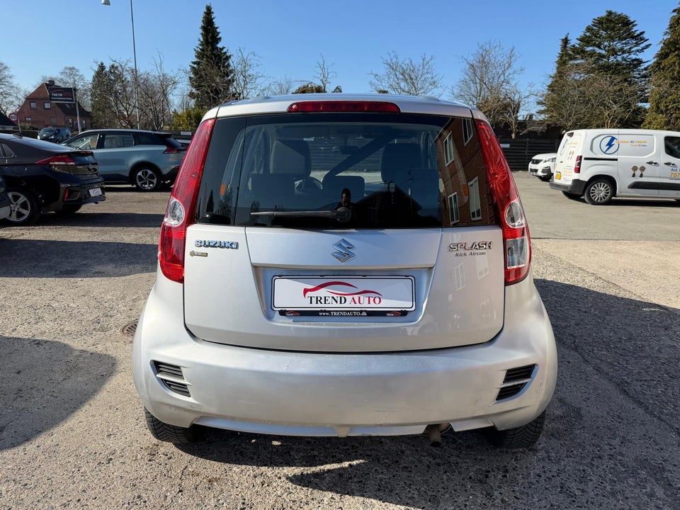 Suzuki Splash 1,0 Kick 5d