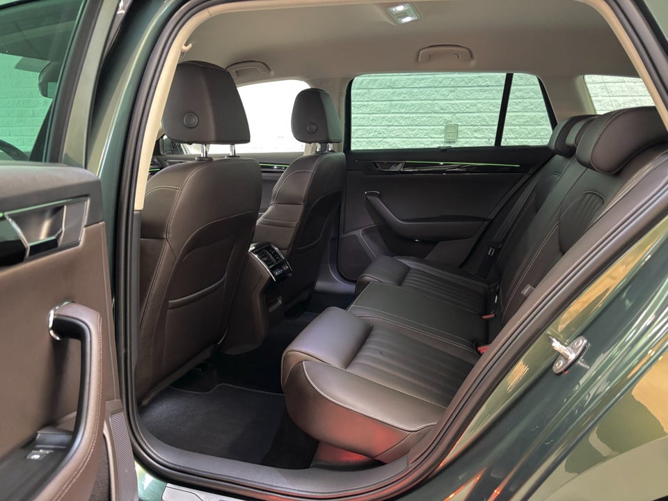 Skoda Superb 1,4 TSi iV Laurin & Klement Combi DSG 5d