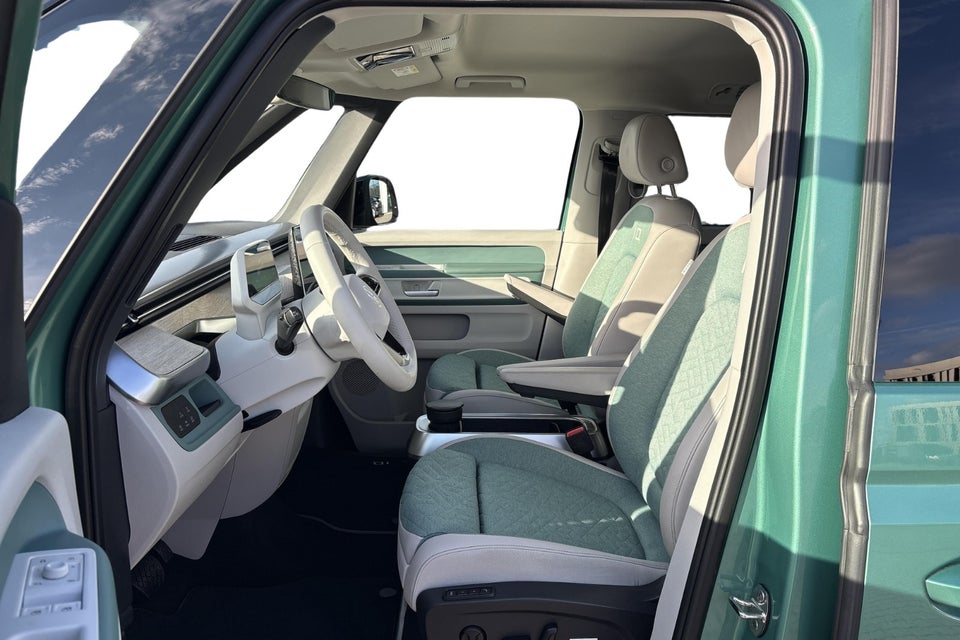 VW ID.Buzz 86 Life 7prs LWB 5d