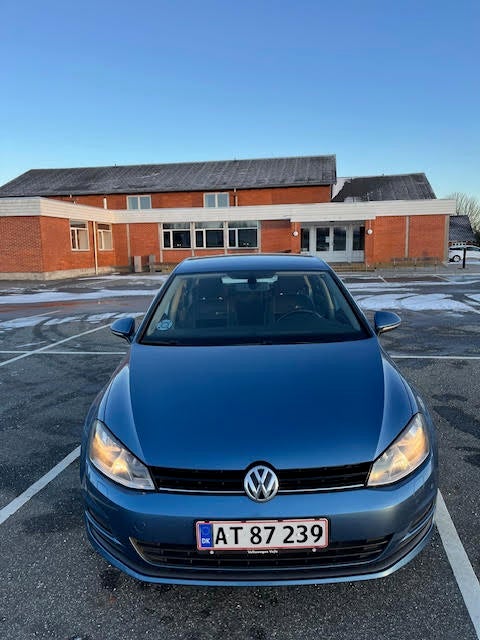 VW Golf VII 1,6 TDi 105 Comfortline DSG BMT 5d