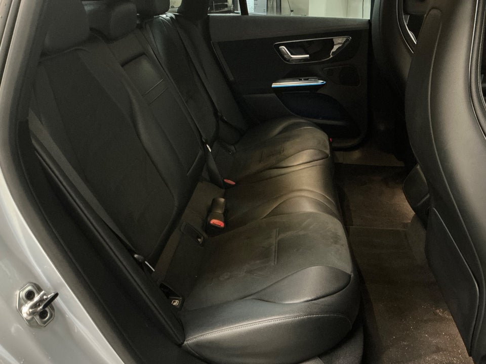 Mercedes EQE350 AMG Line 4d