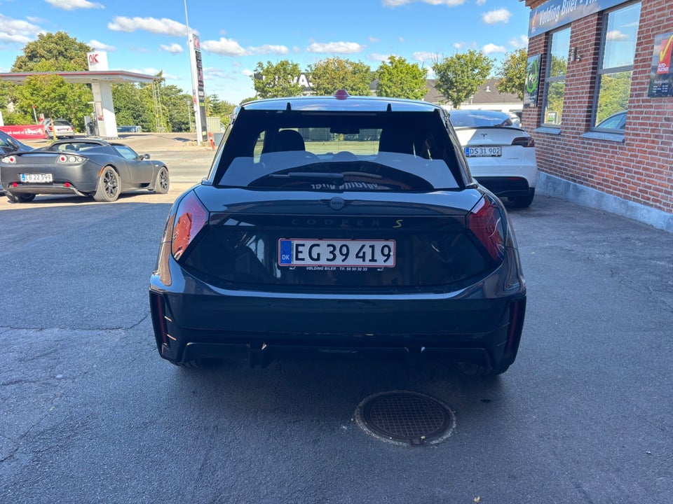 MINI Cooper SE JCW Trim XL 3d