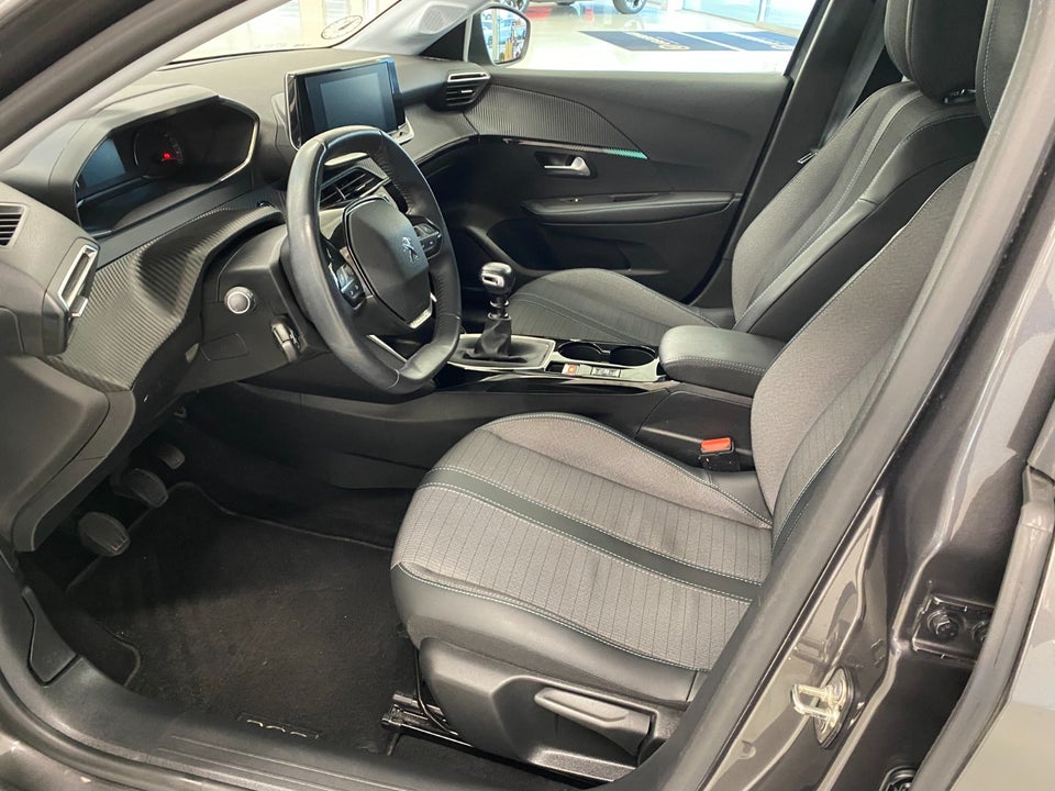 Peugeot 208 1,2 PureTech 100 Platin Pack 5d