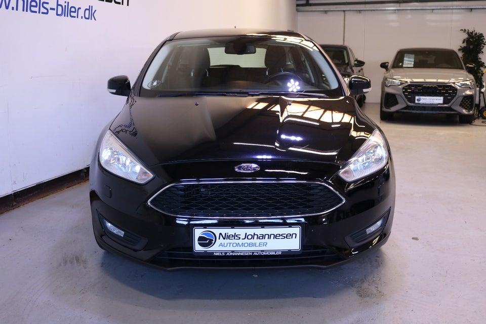 Ford Focus 1,5 TDCi 120 Business stc. aut. 5d