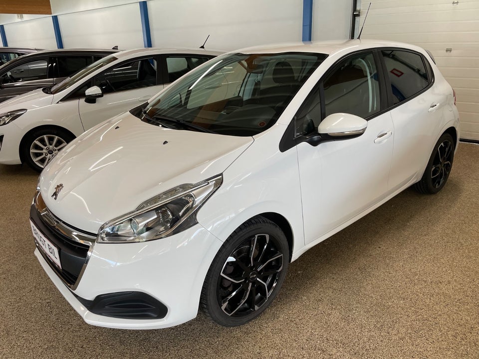 Peugeot 208 1,2 VTi 82 Active 5d