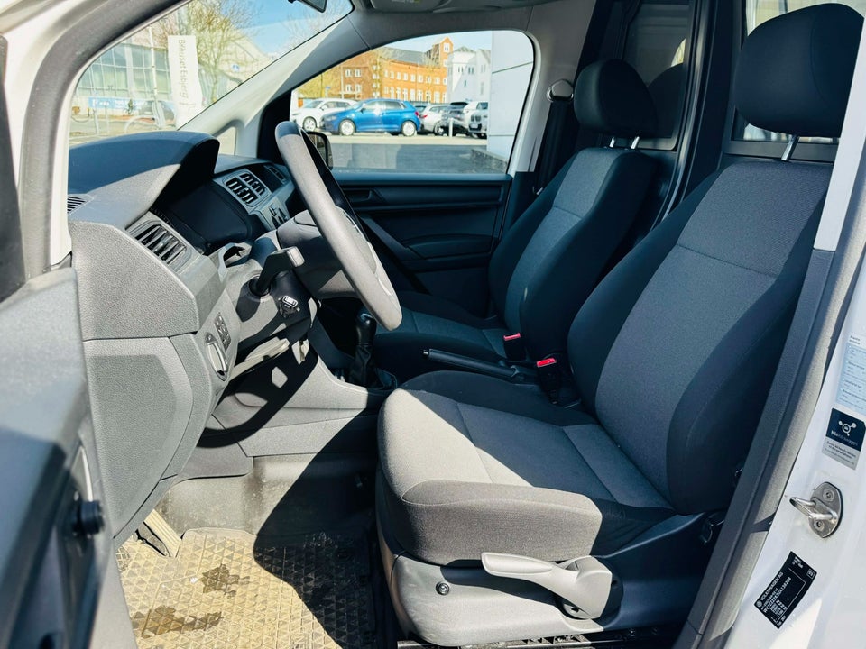 VW Caddy 2,0 TDi 102 BlueMotion Van 4d