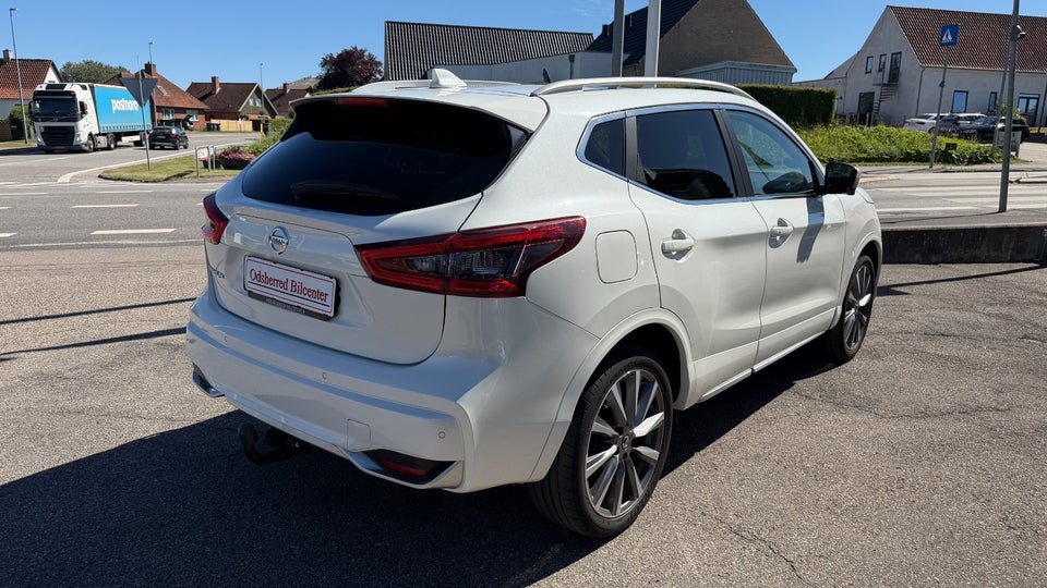 Nissan Qashqai 1,3 Dig-T 160 Tekna+ 5d