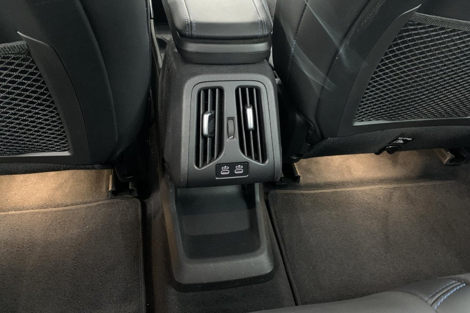 BMW iX1 xDrive30 M-Sport 5d