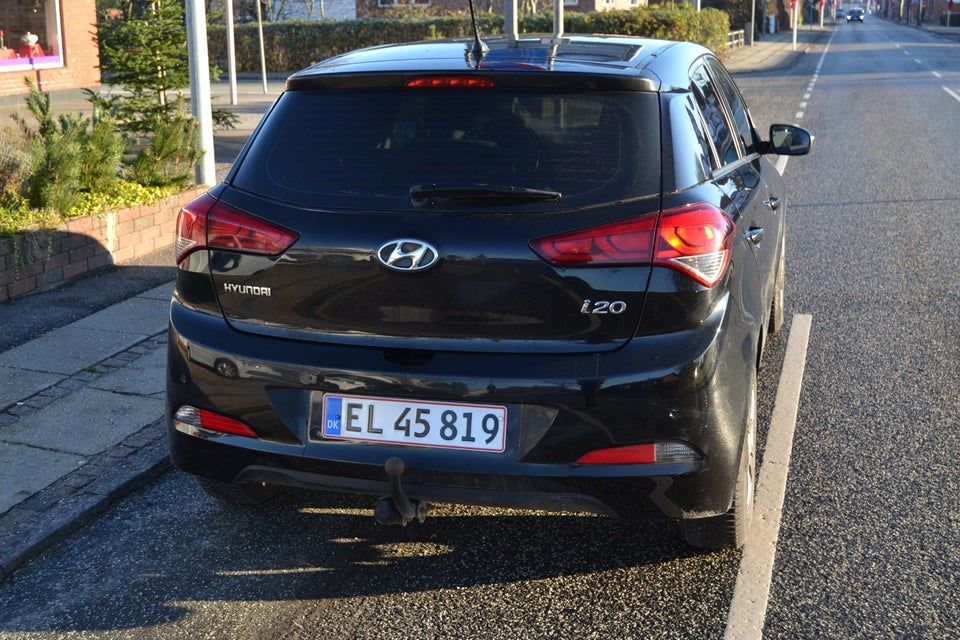 Hyundai i20 1,25 Trend 5d
