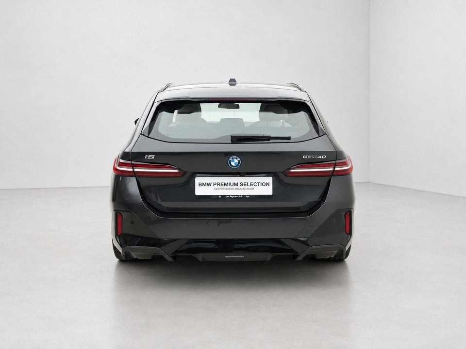 BMW i5 eDrive40 Touring Fully Charged M-Sport 5d