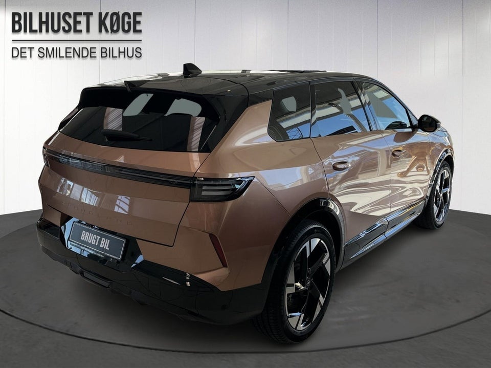 Opel Grandland-e 73 GS Sky 5d