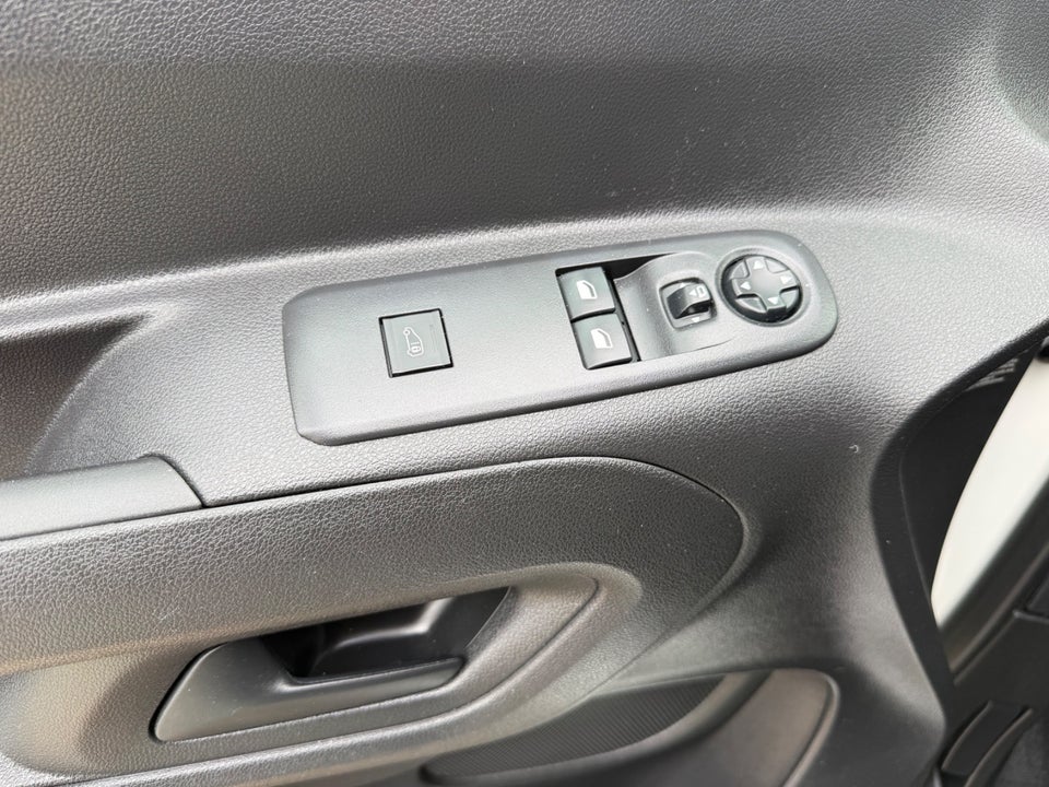 Citroën Berlingo 1,5 BlueHDi 100 L1 FlexLine Van