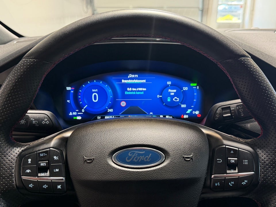 Ford Kuga 2,5 PHEV ST-Line X CVT 5d