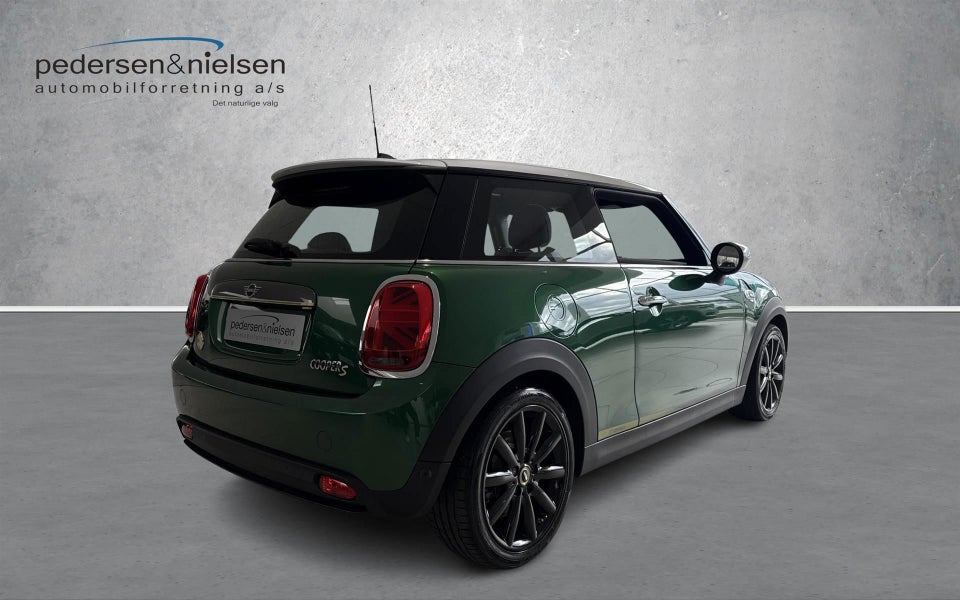 MINI Cooper SE Trim M Greenwich 3d