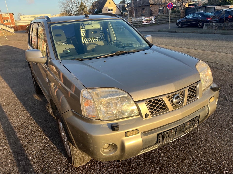 Nissan X-Trail 2,2 dCi Comfort 4x4 5d