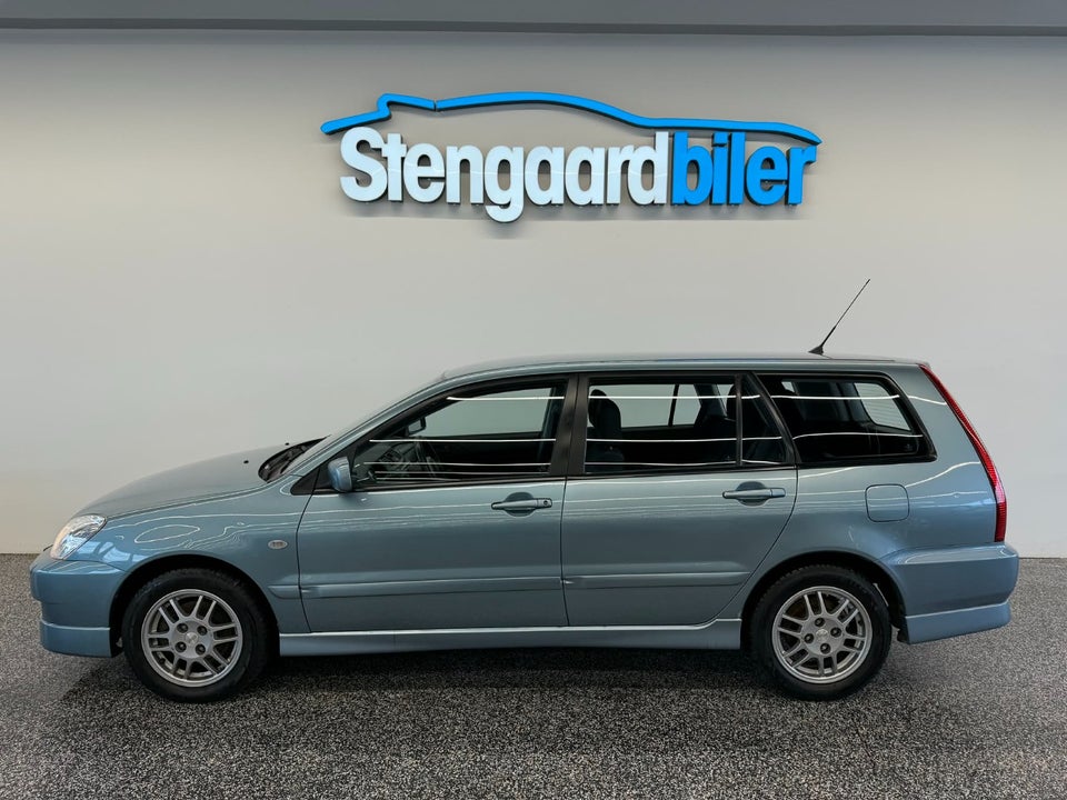 Mitsubishi Lancer 1,6 Comfort stc. 5d