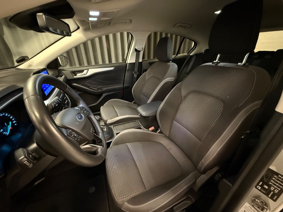 Ford Focus 1,0 EcoBoost mHEV Titanium 5d