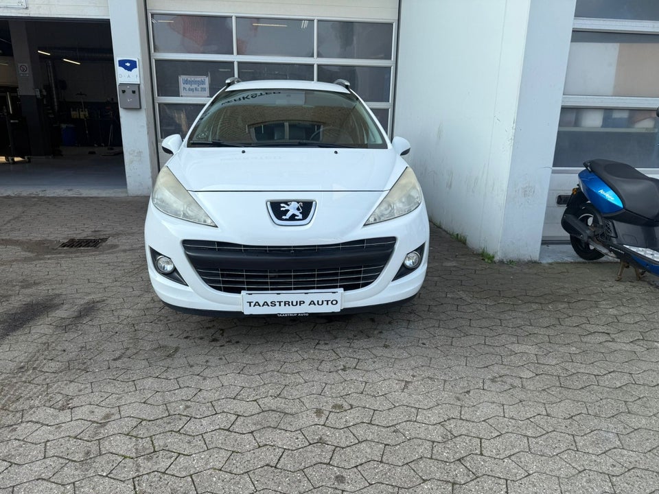 Peugeot 207 1,6 VTi Premium SW 5d