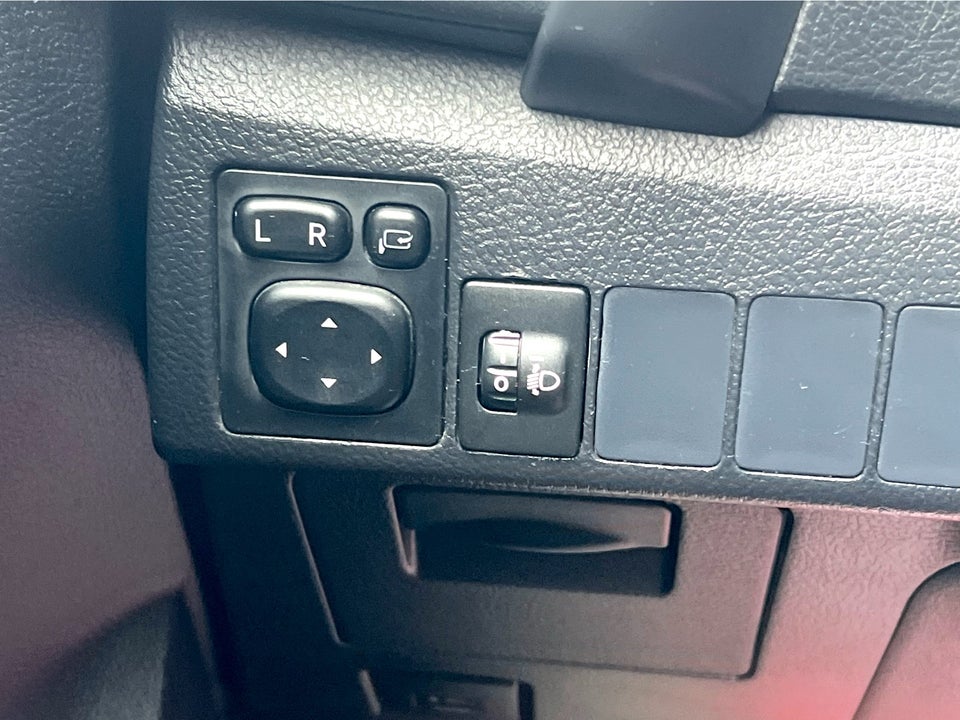 Toyota Auris 1,8 Hybrid H2 Comfort Touring Sports CVT 5d