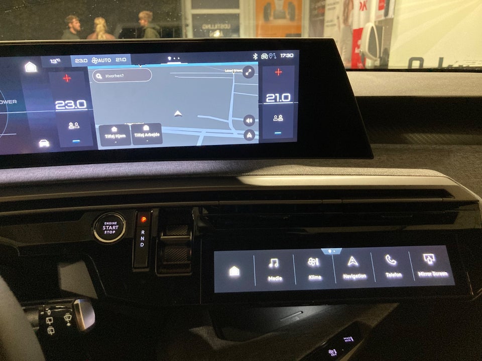 Peugeot e-5008 77 Allure 7prs 5d