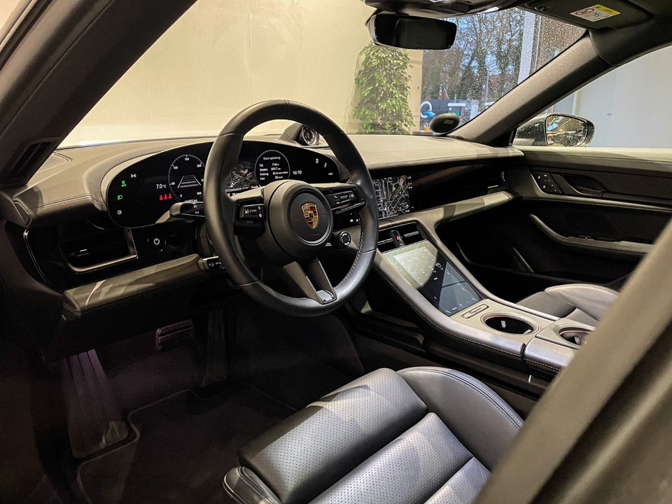 Porsche Taycan 4S Performance+ Cross Turismo 5d