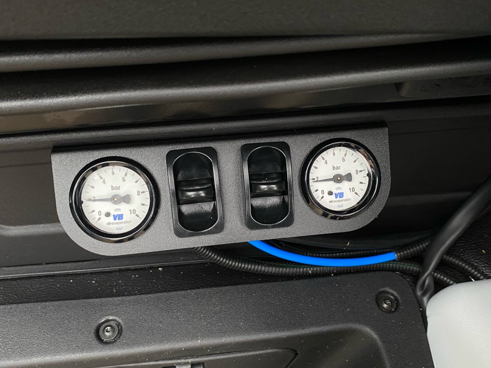 Iveco Daily 3,0 35S18 4100mm Box m/lift AG8