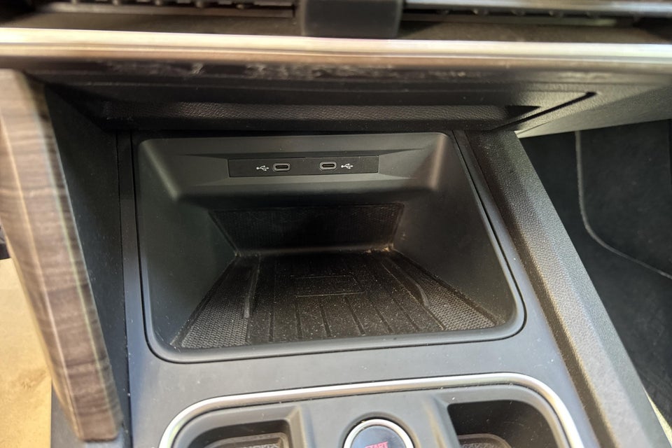 Seat Leon 1,5 eTSi 150 Xcellence Sportstourer DSG 5d