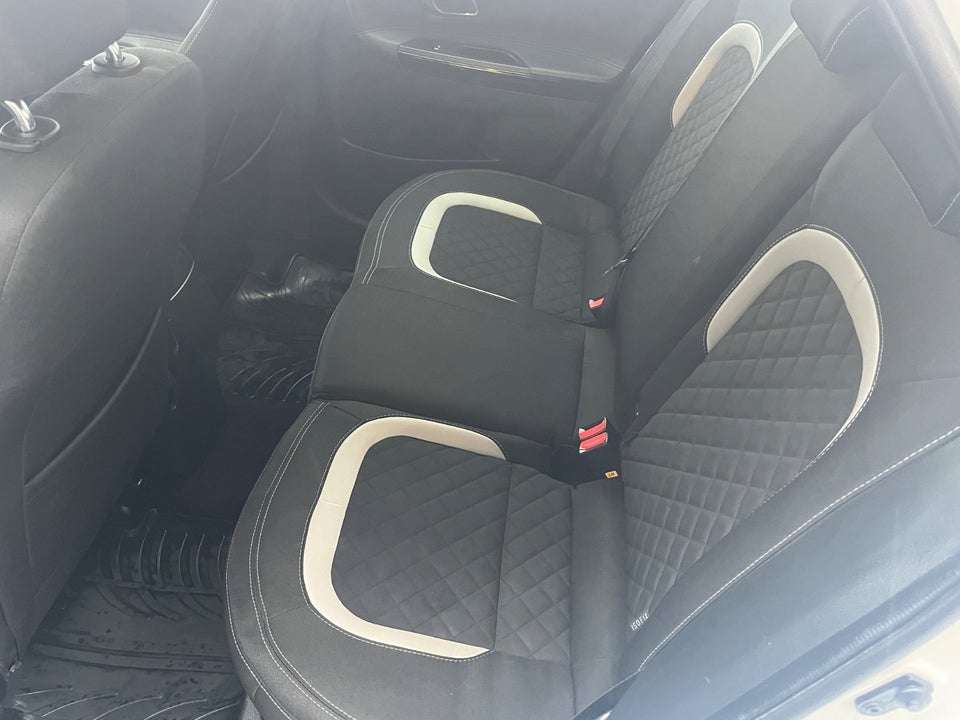 Kia Ceed 1,6 CRDi 136 GT-Line Attraction SW DCT 5d