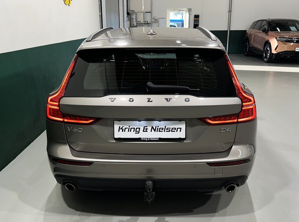 Volvo V60 2,0 D4 190 Momentum aut. 5d