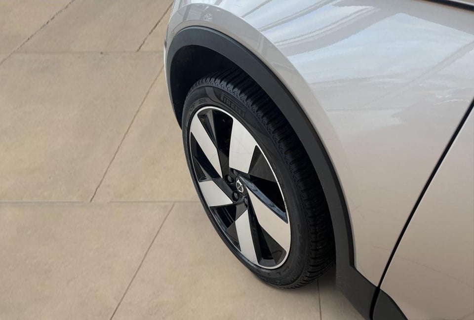 Volvo XC40 ReCharge Extended Range Ultimate 5d