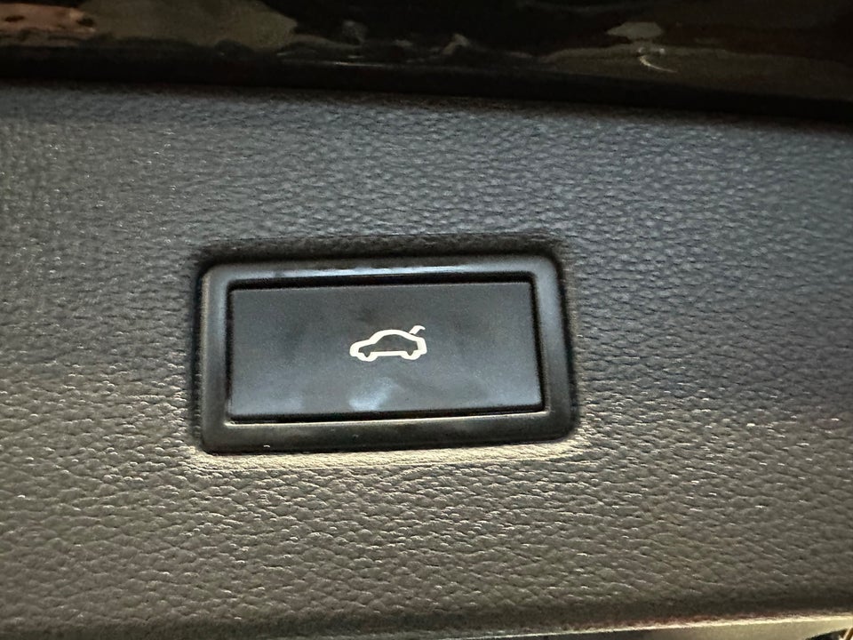 VW Tiguan 1,4 eHybrid Elegance DSG 5d