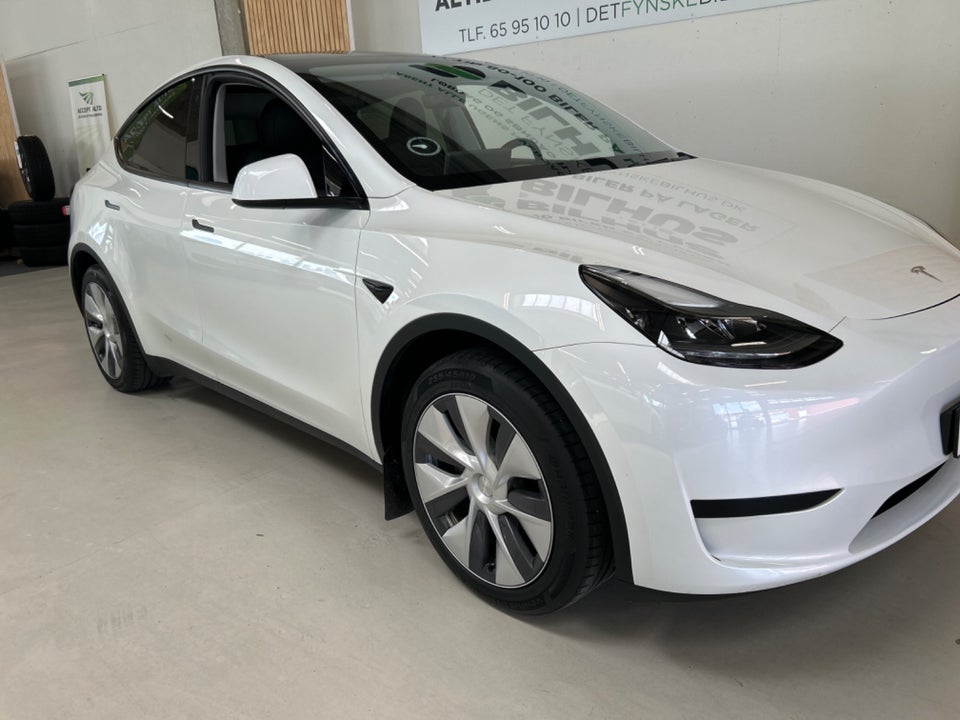 Tesla Model Y RWD 5d