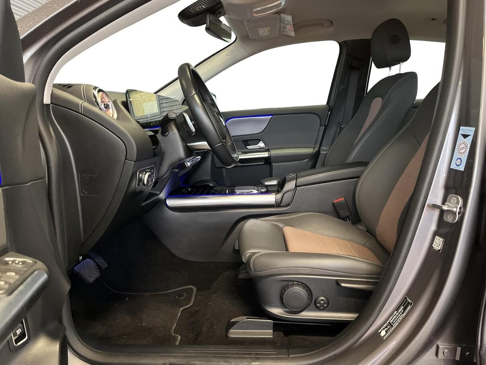 Mercedes EQA250+ Electric Art 5d