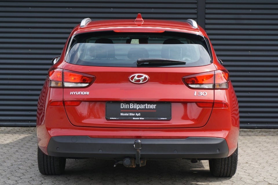 Hyundai i30 1,0 T-GDi Premium stc. 5d