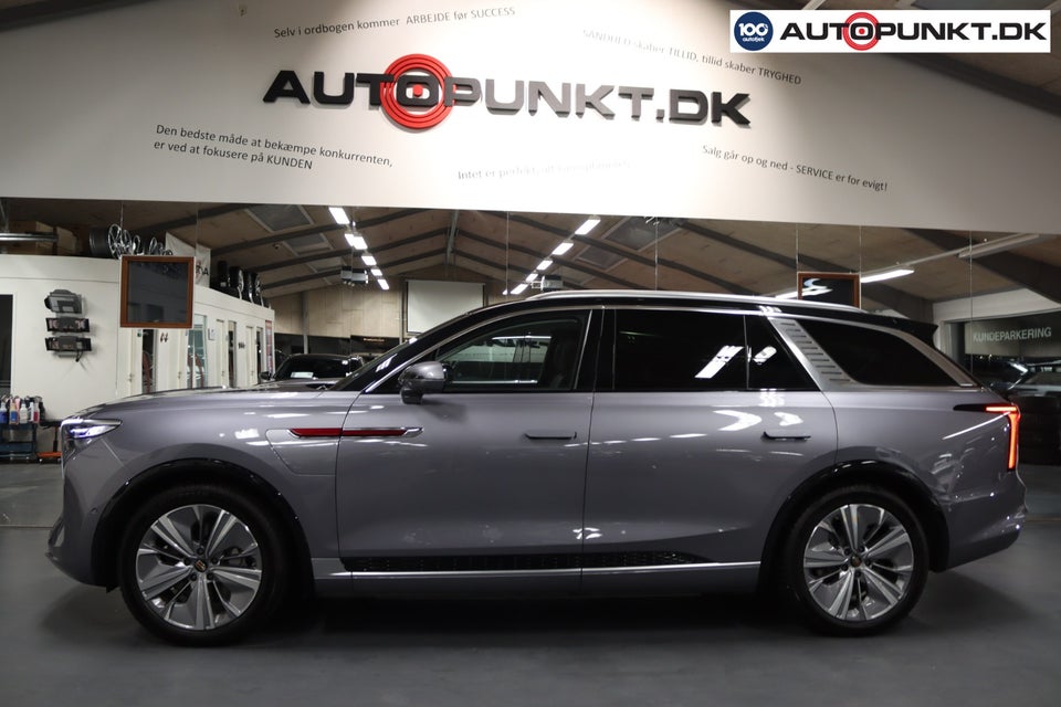 Hongqi E-HS9 99 Exclusive 5d