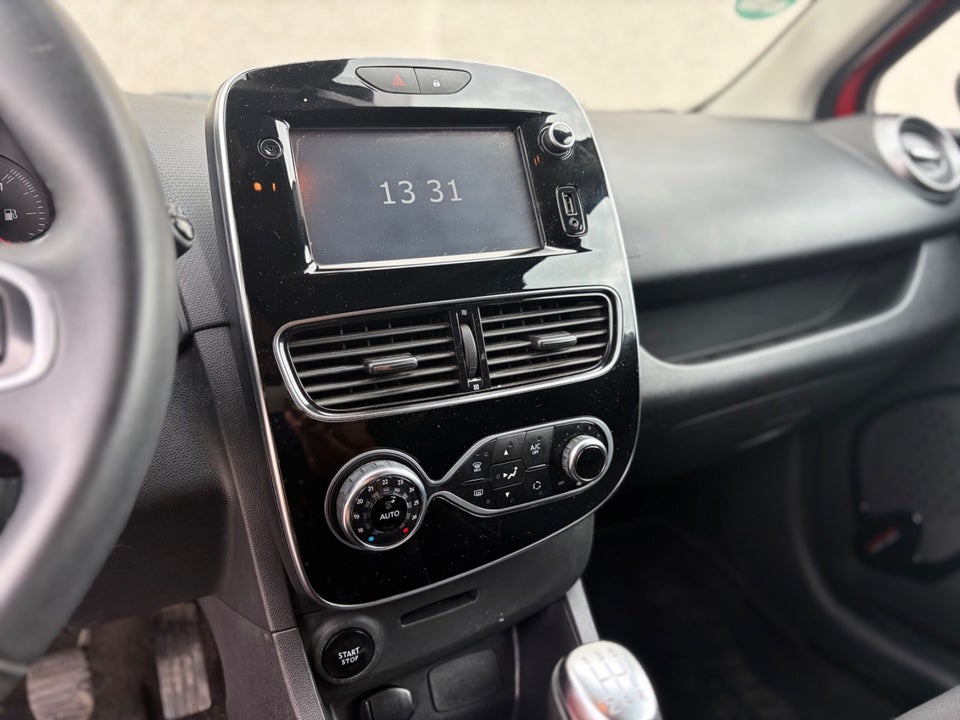 Renault Clio IV 0,9 TCe 90 Limited Sport Tourer 5d