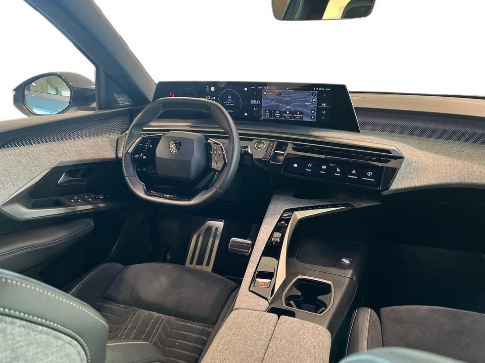 Peugeot e-5008 77 GT Pack 7prs 5d