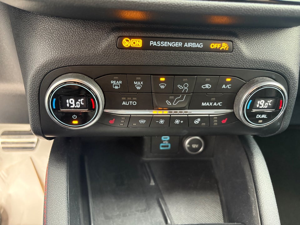 Ford Kuga 2,5 PHEV ST-Line X CVT 5d